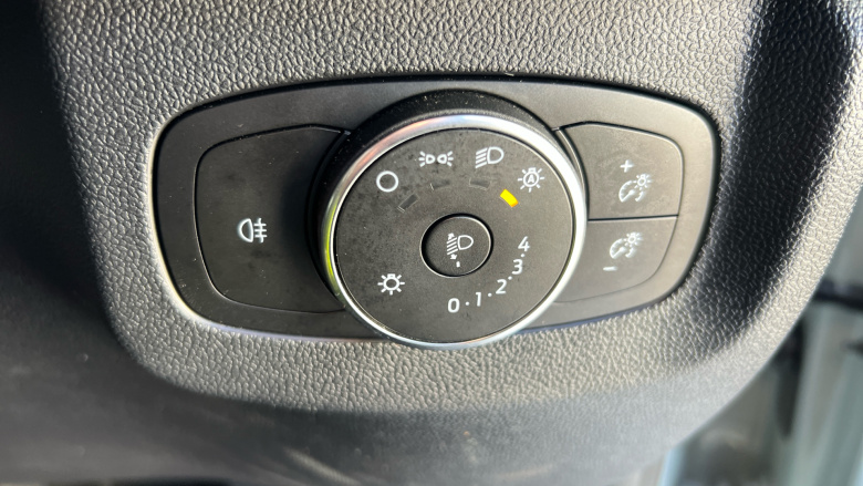 Ford Transit Courier Petrol 1.0 EcoBoost Leader Van